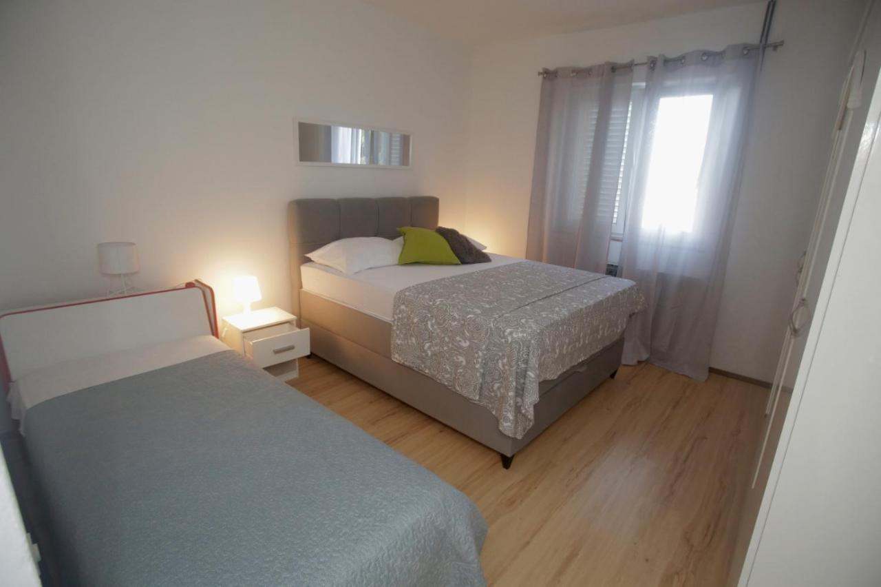 Apartmani Carmen Bibinje Exterior foto